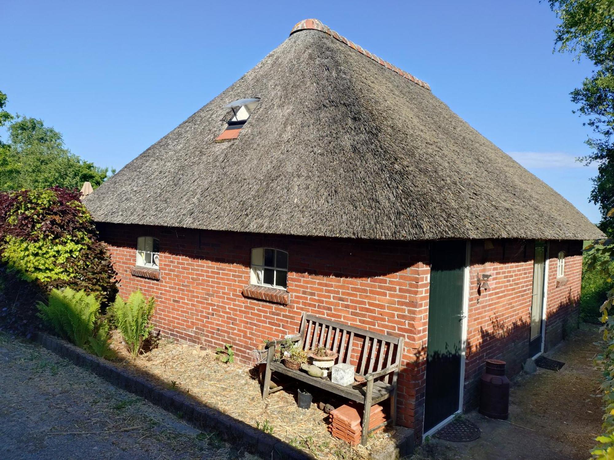 Bed and Breakfast It Lytshus Ureterp Exterior foto